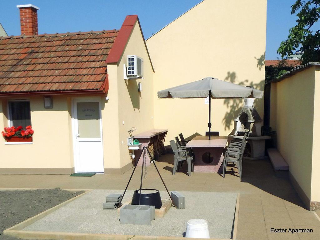 Eszter Apartman Bekescsaba Exterior photo