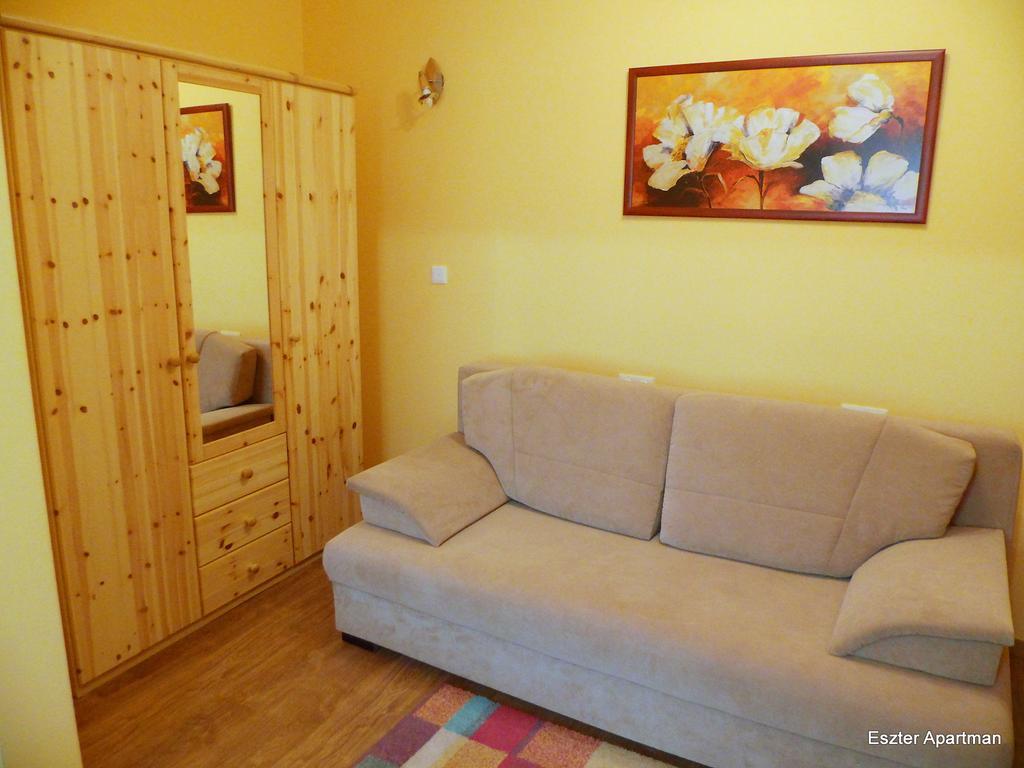Eszter Apartman Bekescsaba Exterior photo